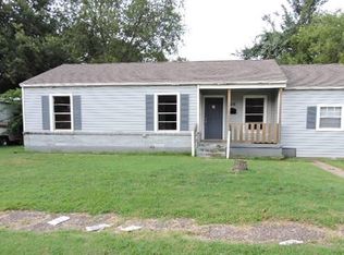 306 W 12th St, Irving, TX 75060