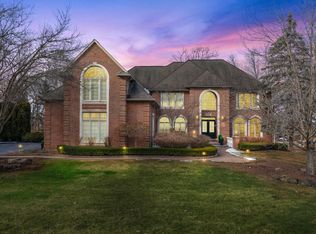 67587 Hidden Oak Ln, Washington, MI 48095