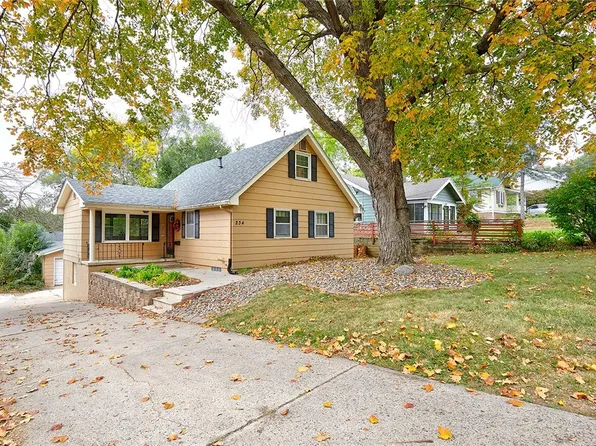 234 58th St, Des Moines, IA 50312