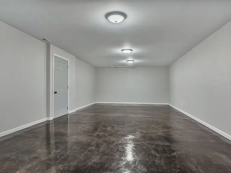 1576 Old Hillsboro Rd — Photo 35