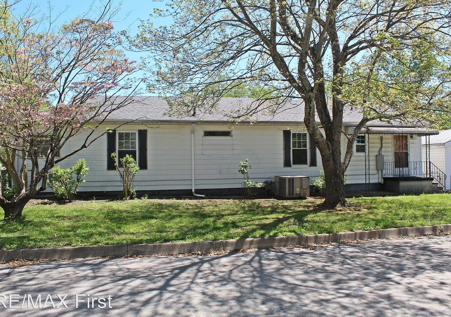 1379 Dalton St, Alcoa, TN 37701 Zillow