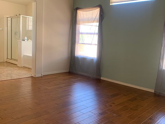 3rd image of 10001 Calle Bella NW