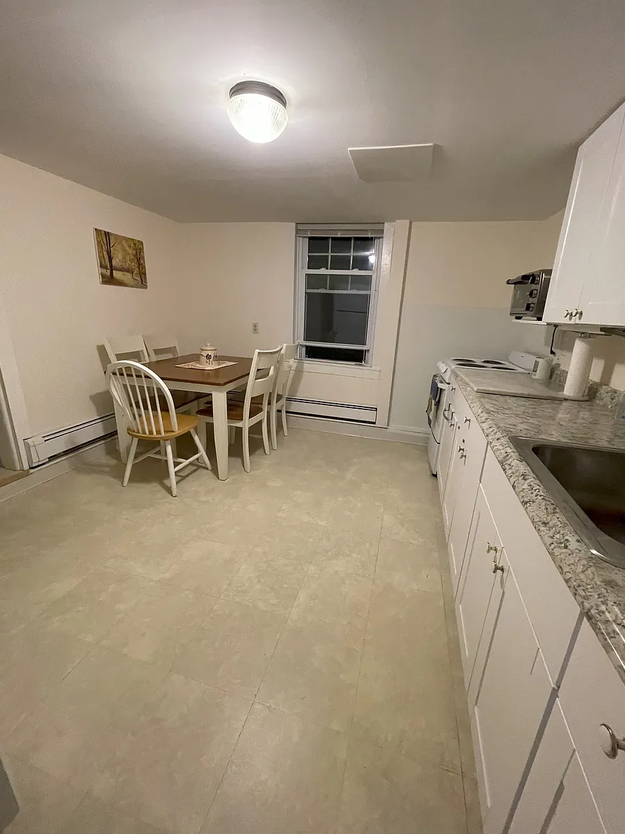 Kitchen - 20 Stedman St