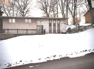 120 Lyn Dale Dr, Butler, PA 16001