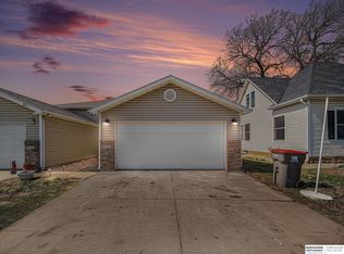 427 NW 20th St, Lincoln, NE 68528
