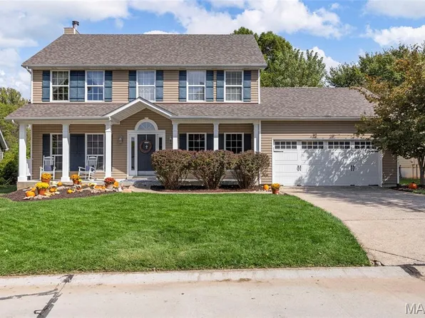 1184 Clydesdale Dr, Saint Charles, MO 63304