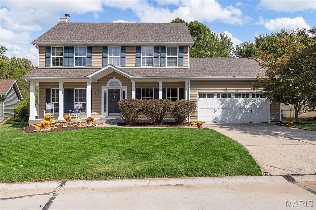 1184 Clydesdale Dr photo 1