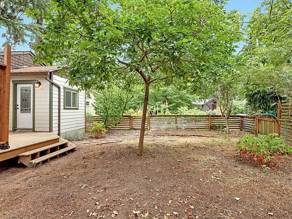 4th image of 4438 NE 90th Ave
