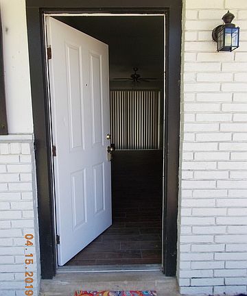 4th image of 214 Ivy Ln