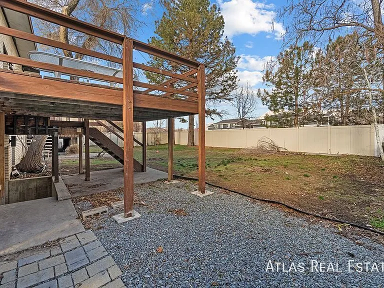 7239 S 580 E — Photo 36
