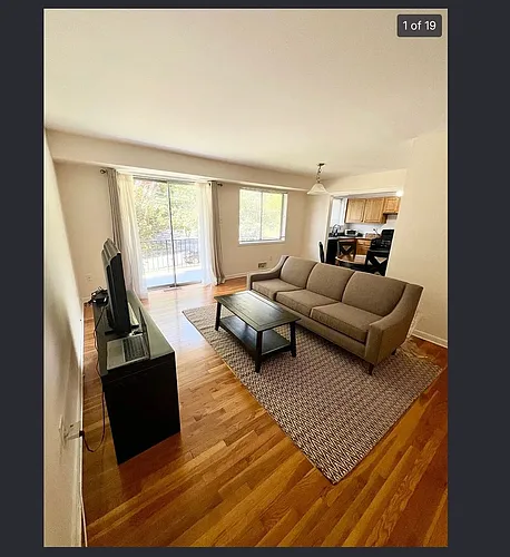 10527 Montrose Ave #104 Photo 1