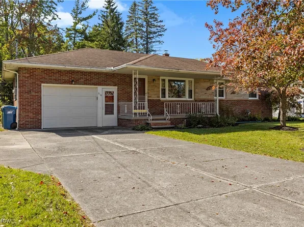 918 Michael Ln, Amherst, OH 44001