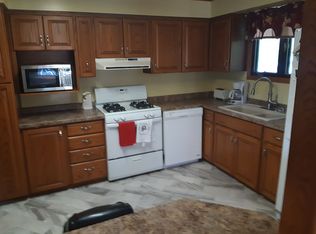 1602 Tompkins Dr, Normal, IL 61761