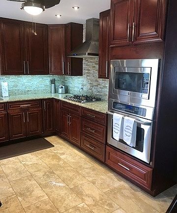 5th image of 15256 Highland Ave