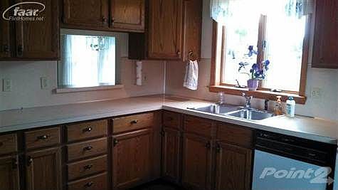 4th image of 7469 Diane Ct
