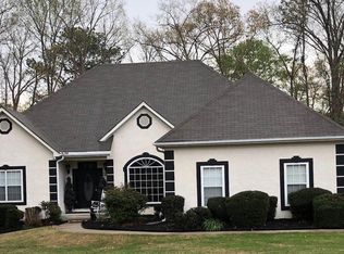 504 Walnut Creek Dr, Stockbridge, GA 30281