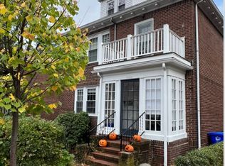 103 Lawton St #2, Brookline, MA 02446