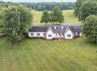 2251 Granddaddy Rd, Lawrenceburg, TN 38464