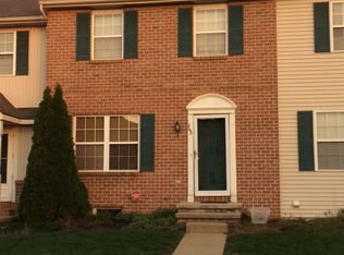203 Greenland Dr, Lancaster, PA