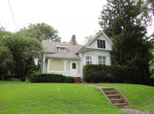 149 E High St, Edwardsville, IL