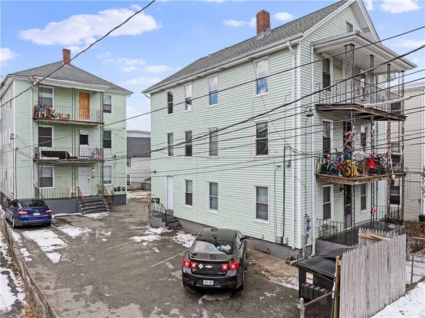140 Lincoln Ave, Central Falls, RI 02863