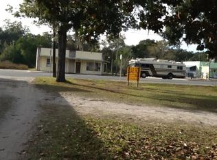 315 S Main St, Chiefland, FL 32626