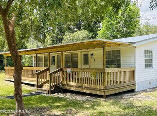 605 Coral Farms Rd, Florahome, FL 32140