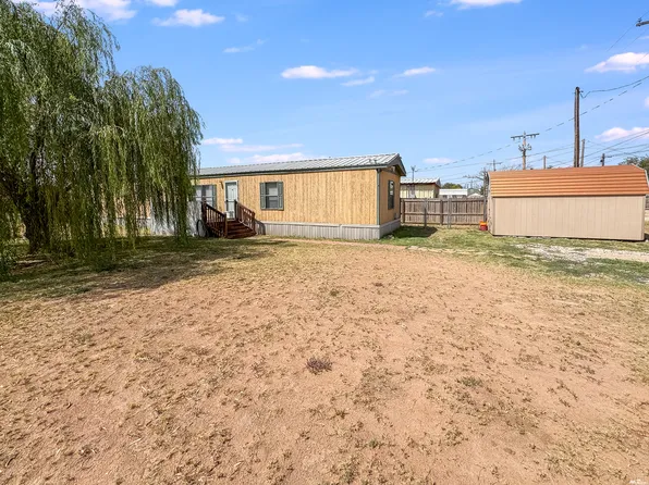 620 E White St, Hobbs, NM 88240