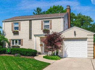 2729 Kent Rd, Columbus, OH 43221