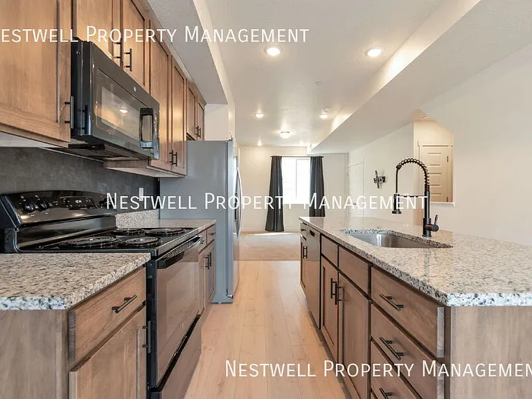 1146 S Redwood Rd #J-1004 — Photo 2
