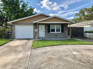 1743 New Hampshire Ave NE, Saint Petersburg, FL 33703