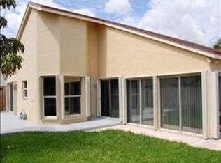 18924 La Costa Ln, Boca Raton, FL 33496