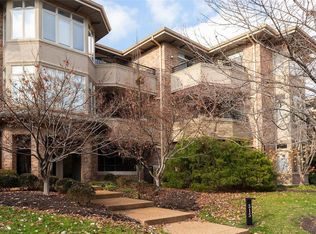 315 N Meramec Ave #12-1C, Saint Louis, MO 63105