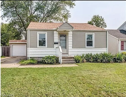 331 Quentin Rd Photo 1