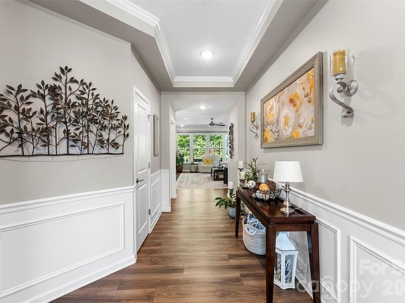 4th image of 1157 Curling Creek Dr