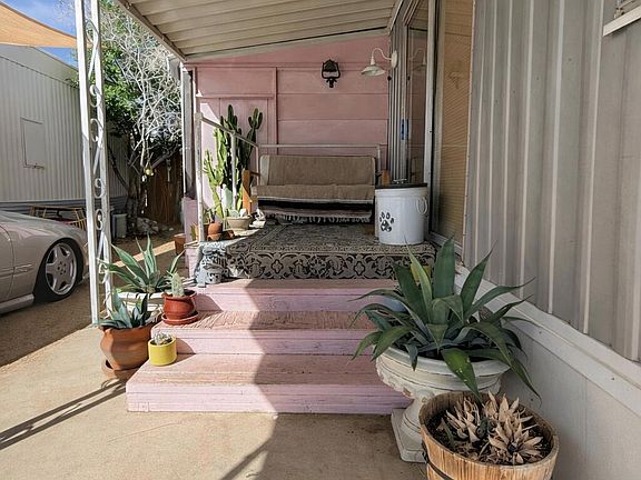 3rd image of 6117 Valley View St Space 23