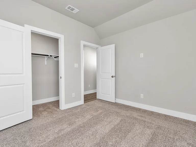 21019 Bay Village Dr #A — Photo 33