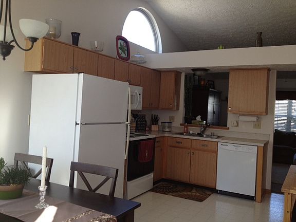 5th image of 5055 Hilliard Green Dr