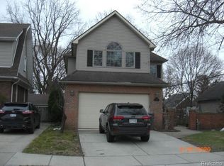 124 Tannahill St, Dearborn, MI 48124
