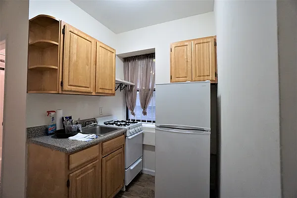 Rented by Best Apartments North Inc | media 28