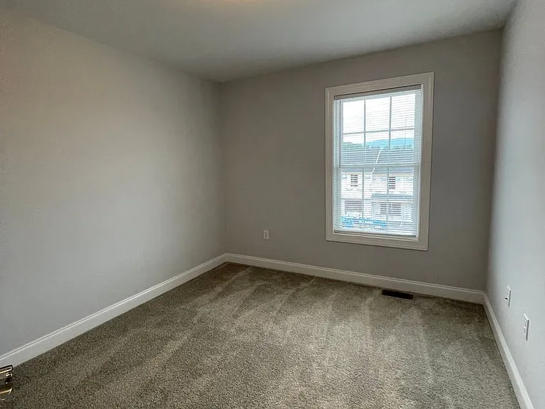 1168 Harvest Ct — Photo 14