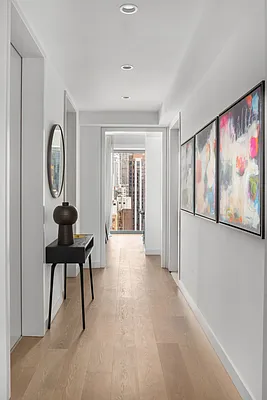 Sold by Reuveni LLC | media 5