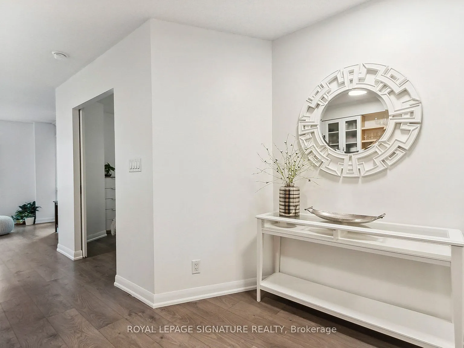 2 bed, $2,550 — Photo 4