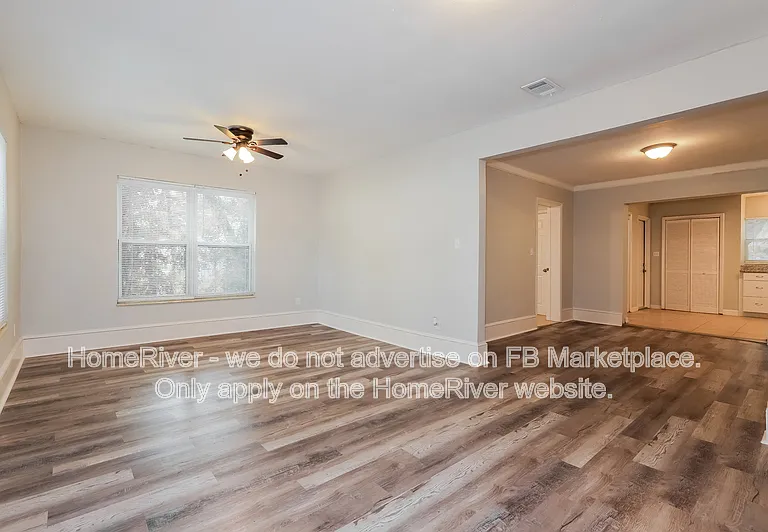 5206 N 15th St — Photo 3