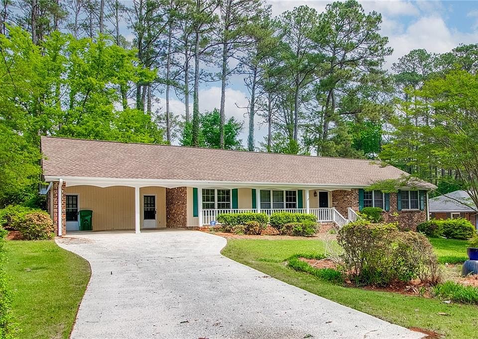 1st image of 2238 Springwood Dr