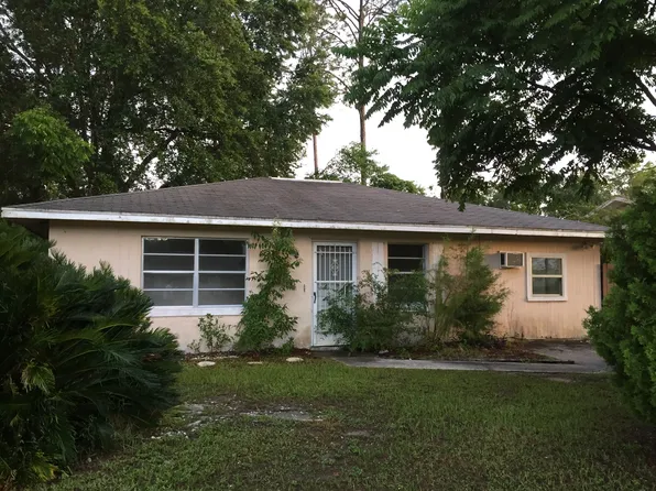 21234 SW Raintree St, Dunnellon, FL 34431