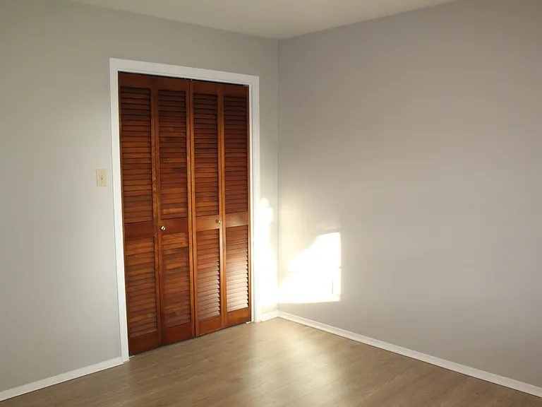 1414 N Live Oak St — Photo 18