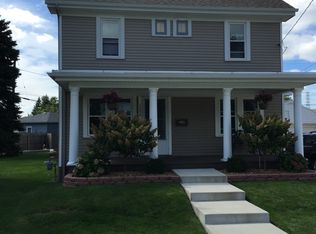 1530 Pieper Dr, Oregon, OH 43616