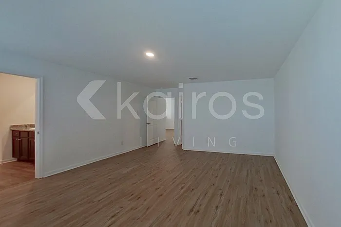 906 Shady Brk — Photo 13