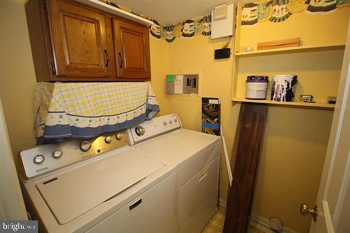 681A Rose Hollow Dr — Photo 15